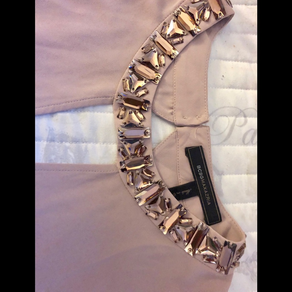 Tops - Picture 2 of 4